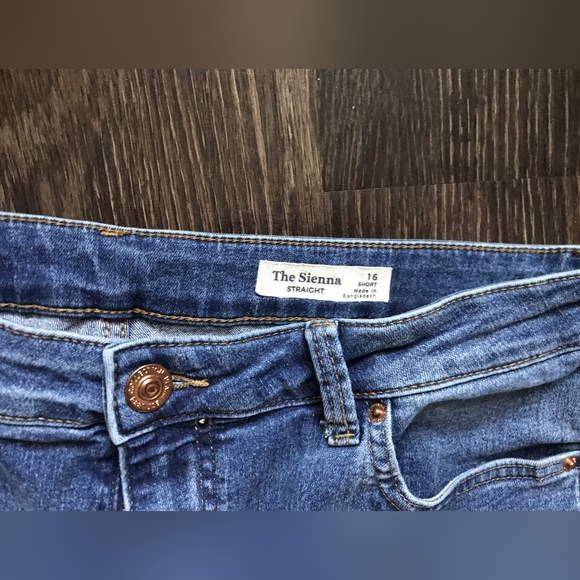 Marks & Spencer The Sienna Blue Straight Leg Short Jeans - Picture 3 of 8